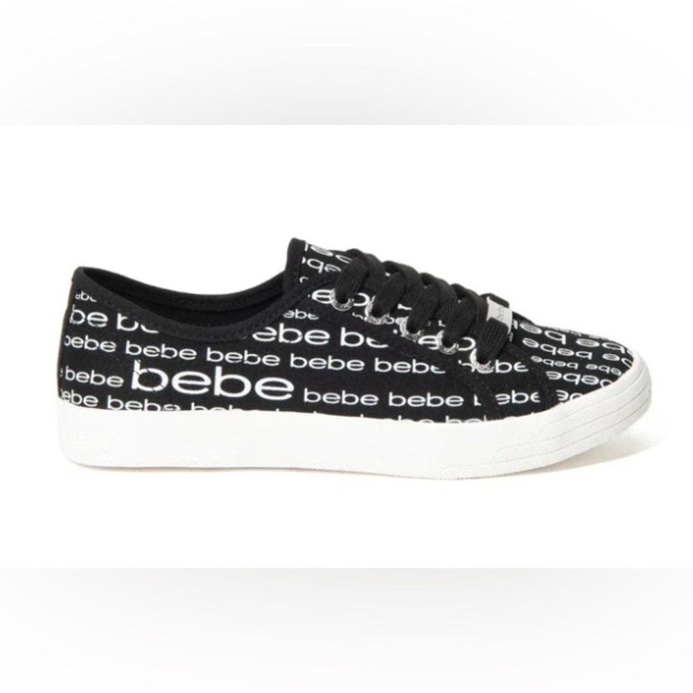 DAYLIN LOGO SNEAKERS